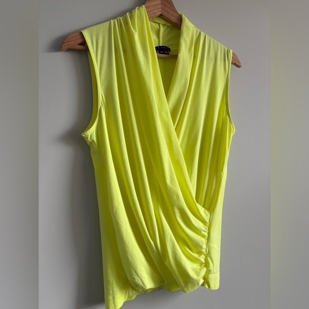 Theory Derona K Sleeveless Wrap Top | Size Small - Picture 3 of 7